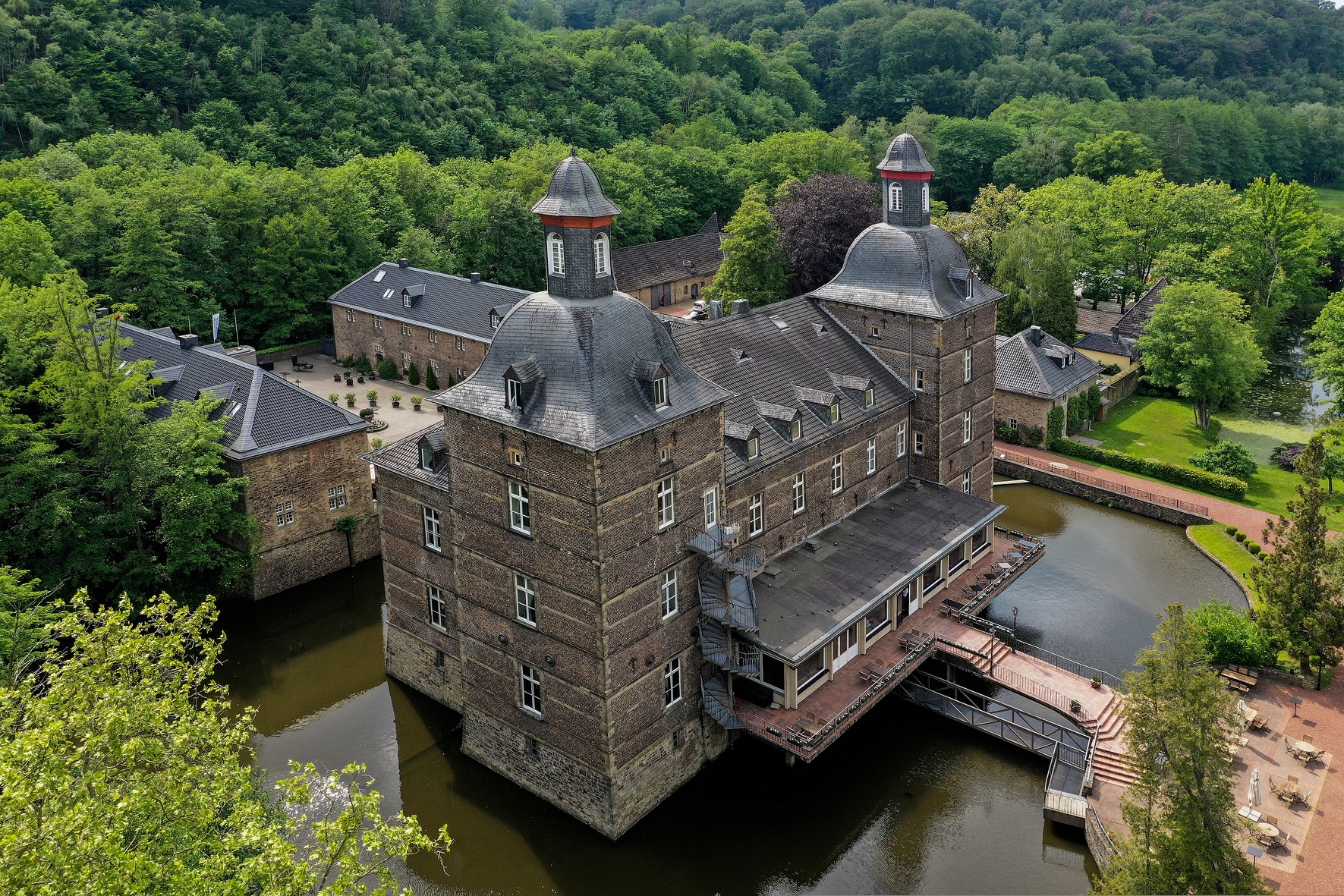 Schloss Hugenpoet, , Schloss Hugenpoet in Essen erwartet seine Gäste