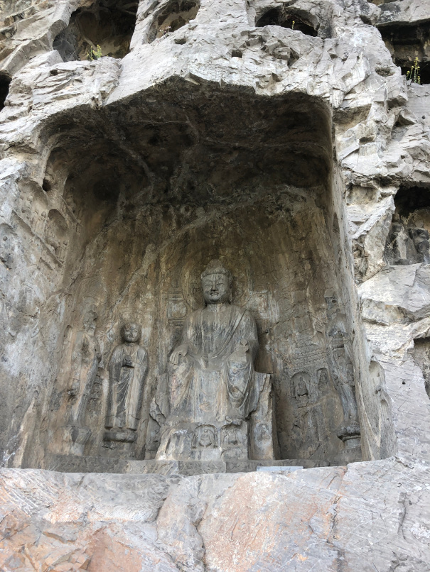 Loayang grottoes buddha, , AUF DEM DJING-TING-BERG